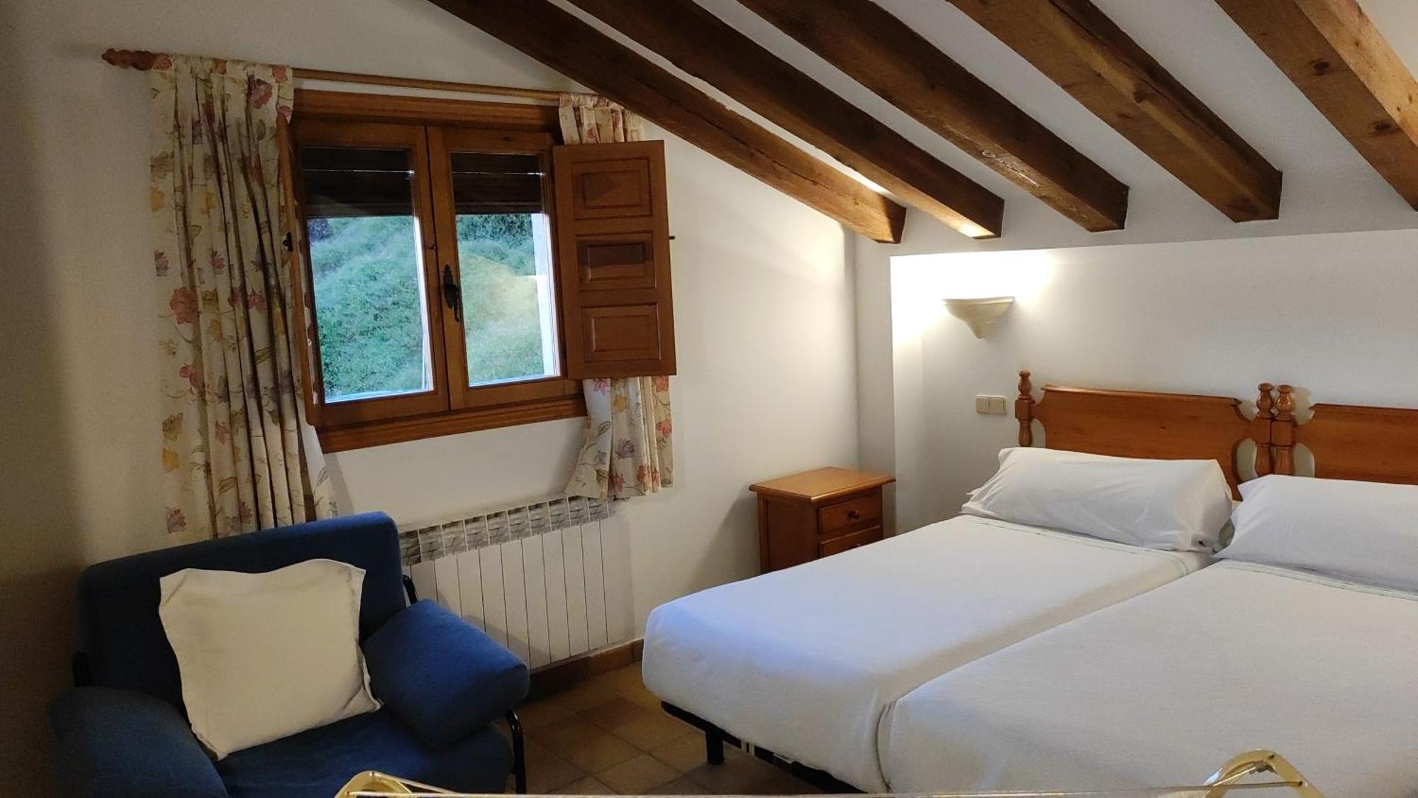 Hostal Posada La Panadera Sepúlveda Buitenkant foto